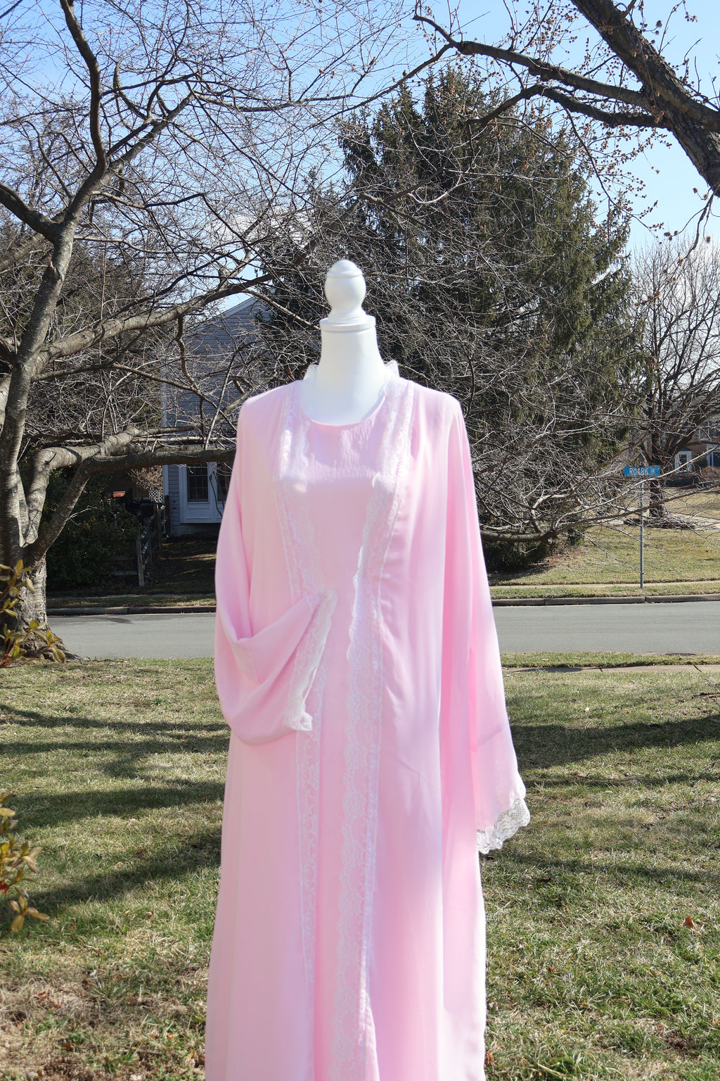 Chiffon Dentelle Abaya- Pink