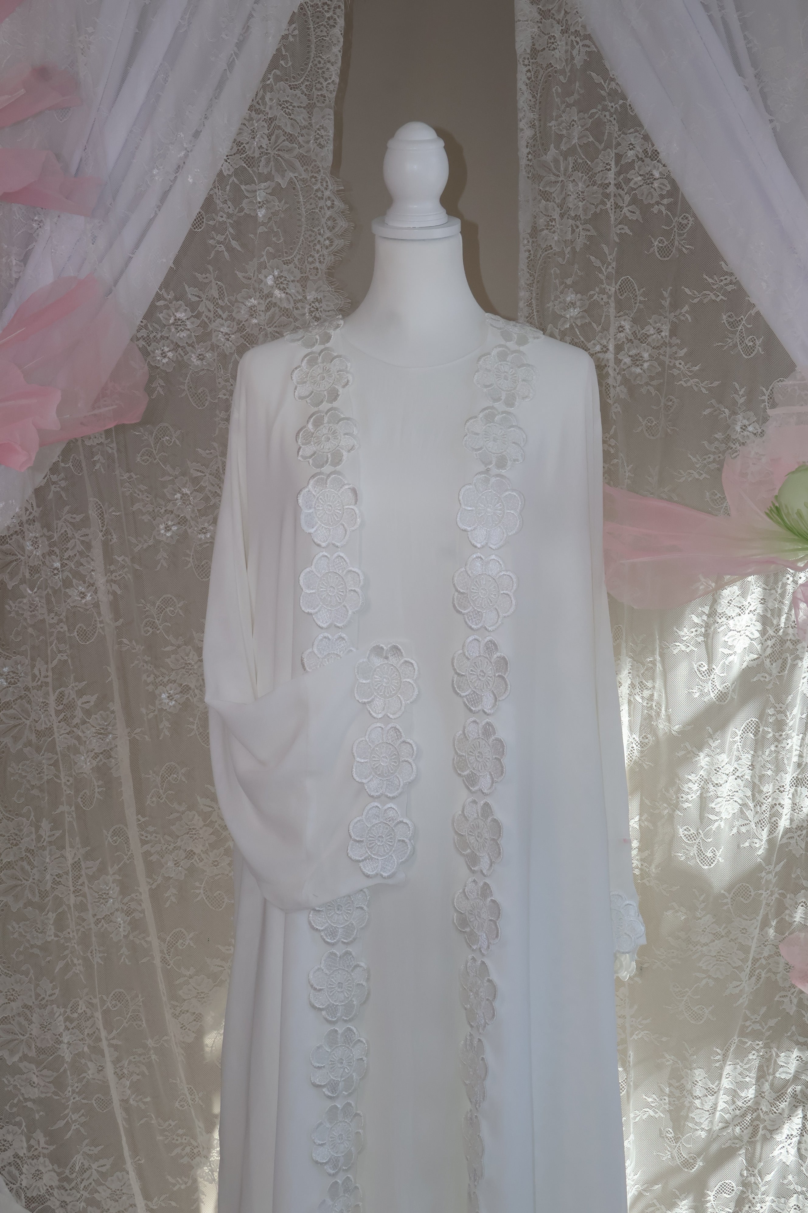 Flora Abaya
