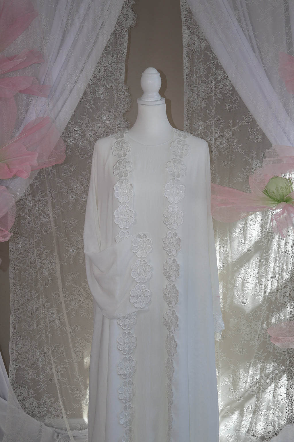 Flora Abaya