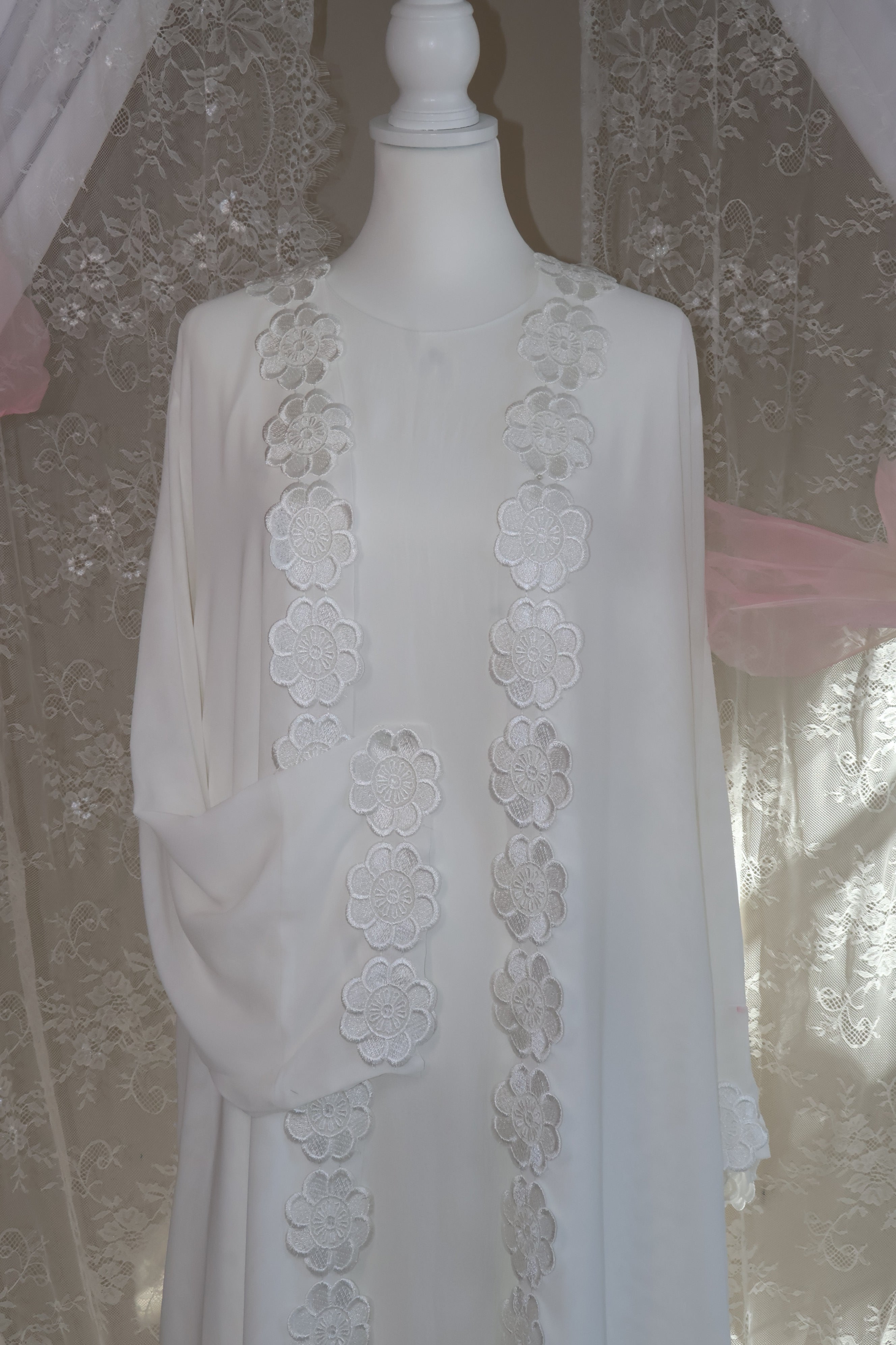 Flora Abaya
