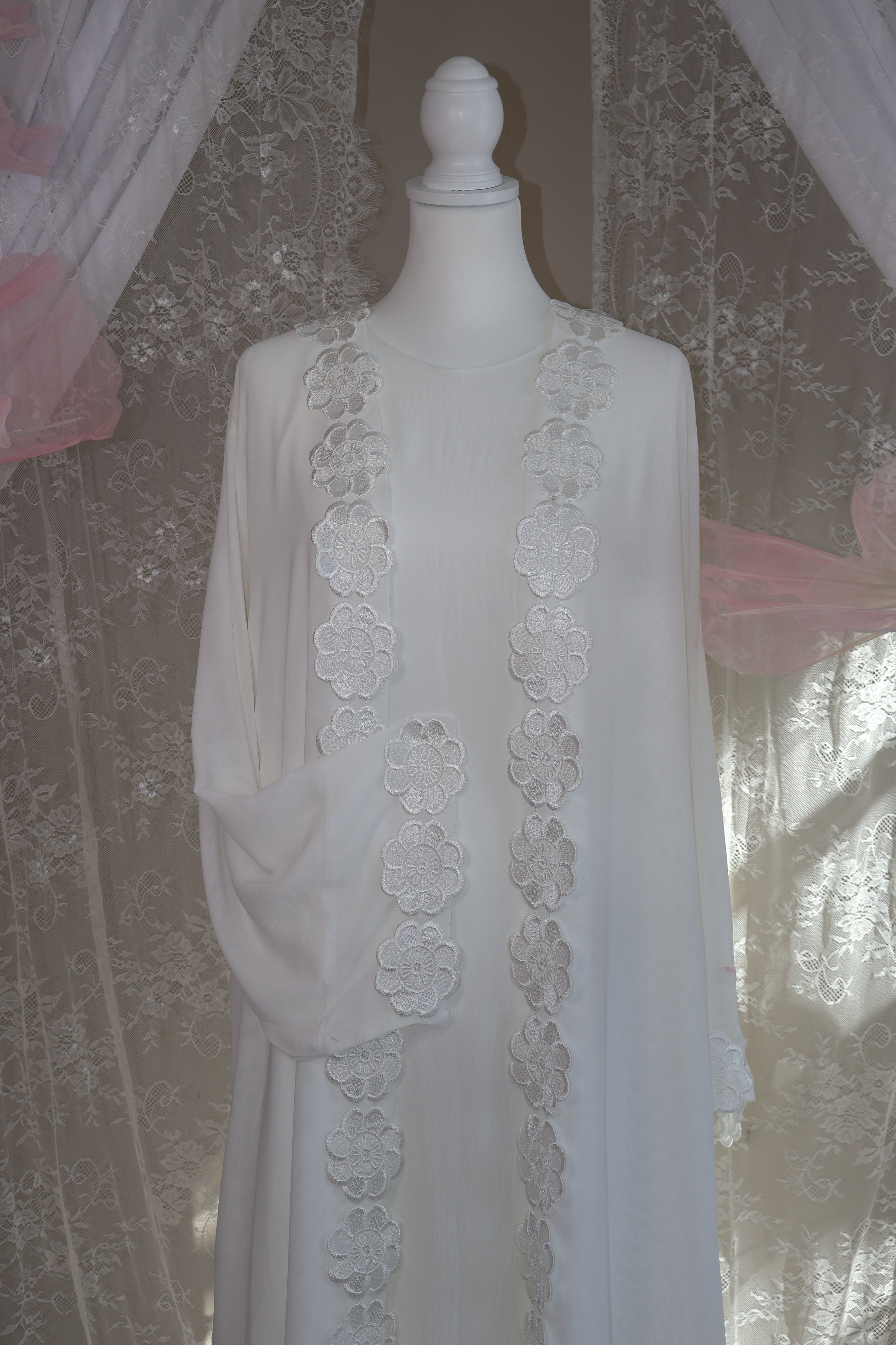 Flora Abaya