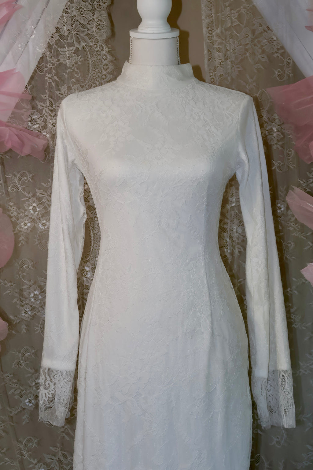 Lily Lace Dress