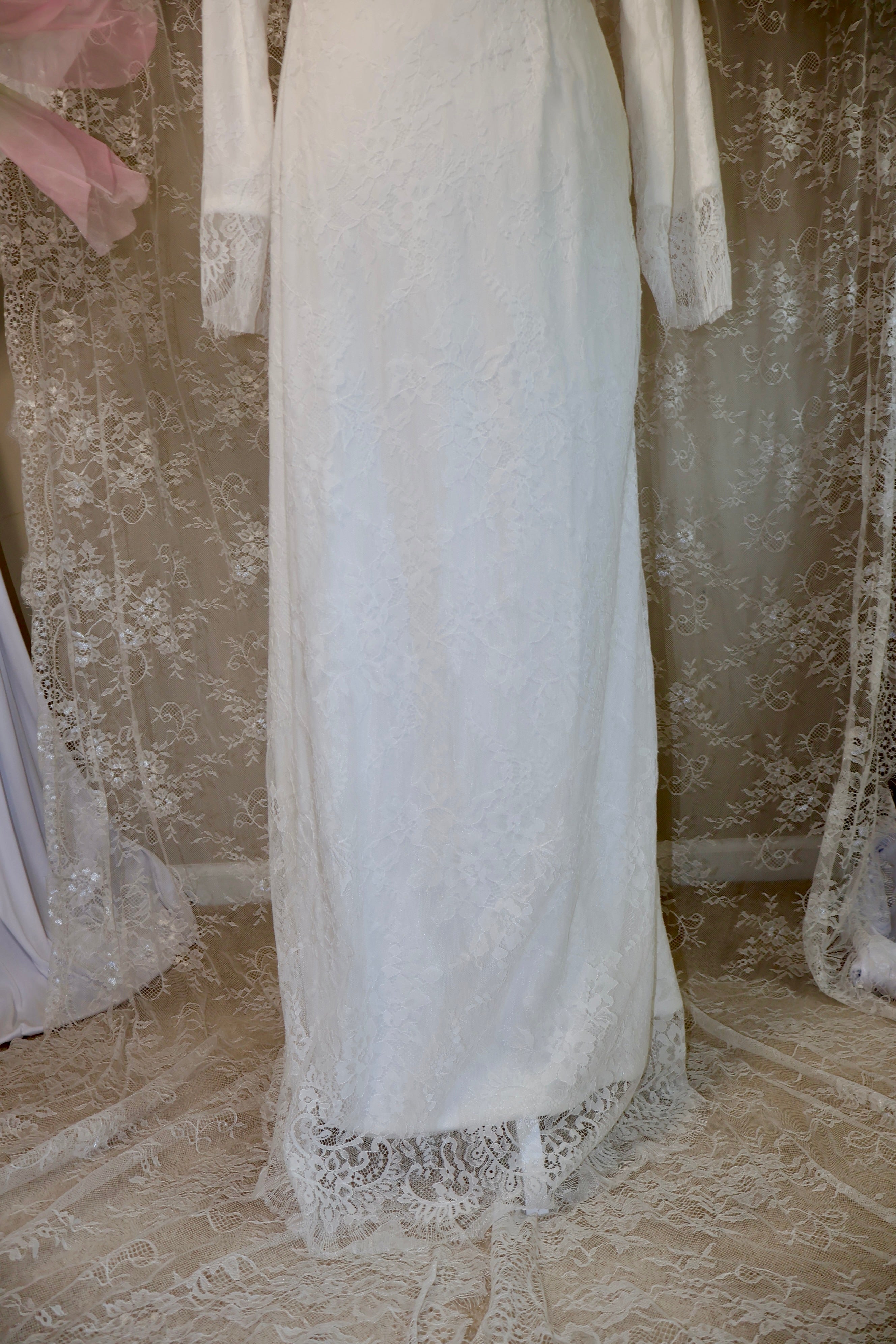 Lily Lace Dress